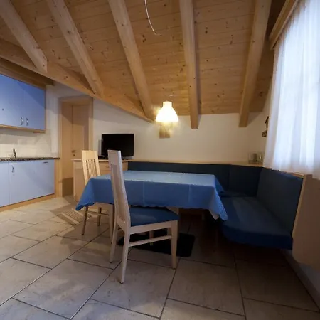 Olympia Aparthotel 3*