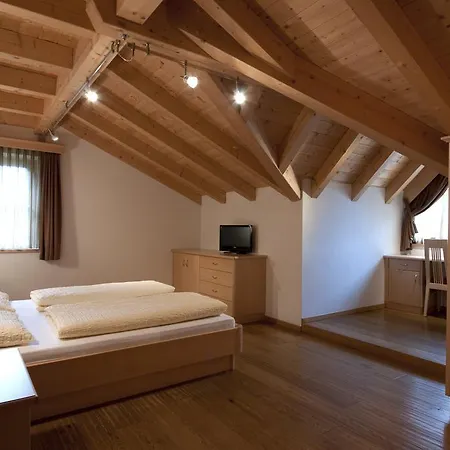 Aparthotel Olympia 3*